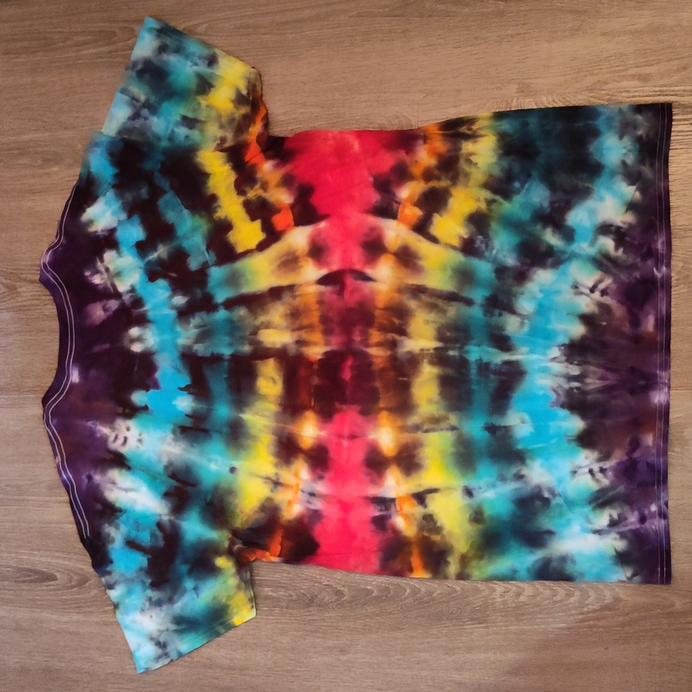 Mens XL Short Sleeve Handmade Tie Dye Shirt - Picture 2 of 2